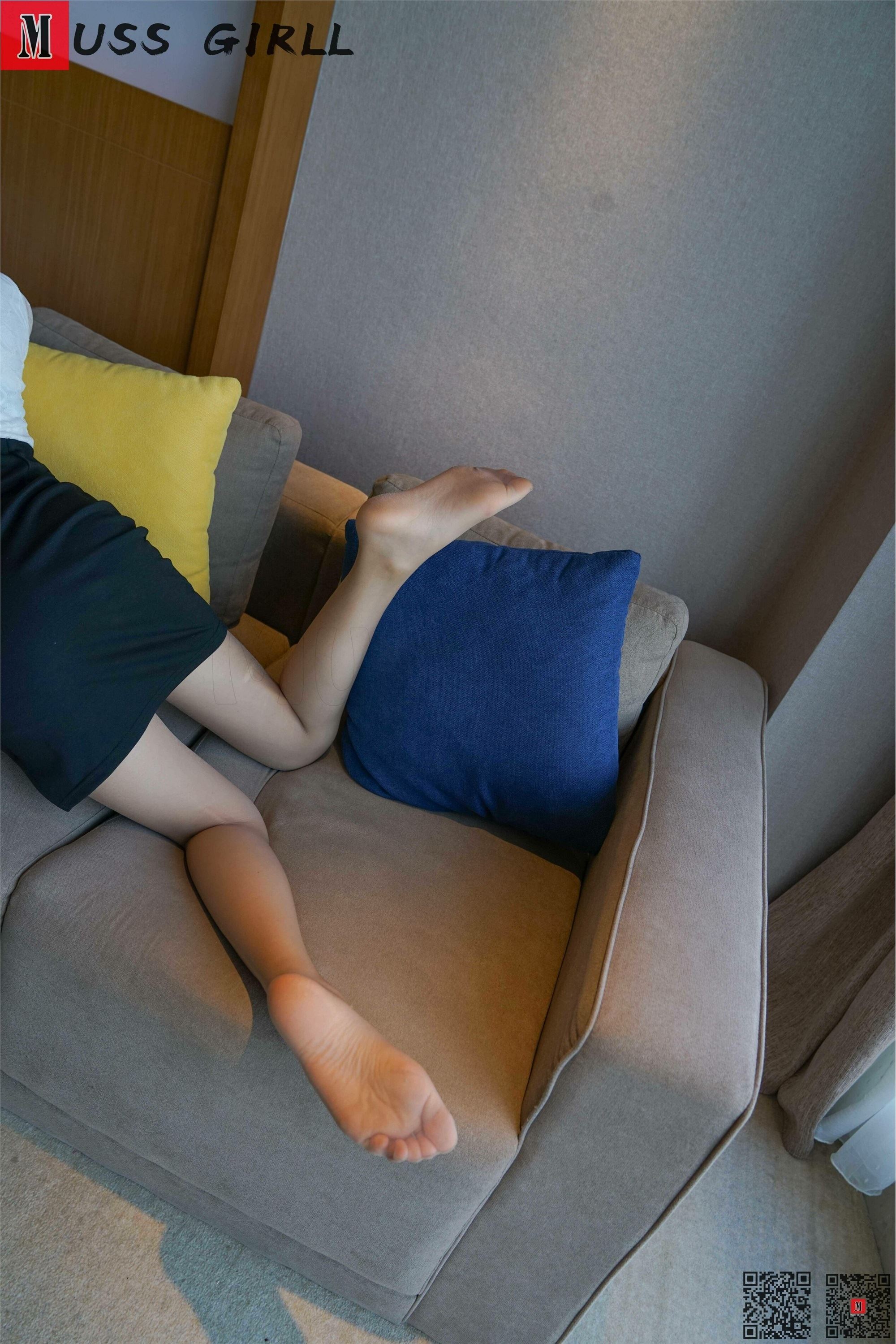 MussGirl慕丝女郎  NO.168 沙发女郎